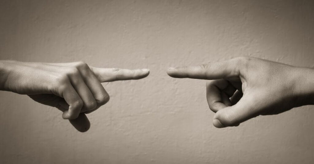 Tu ne jugeras point : Pourquoi Jugeons-nous les Autres ? 1 tu ne jugeras point